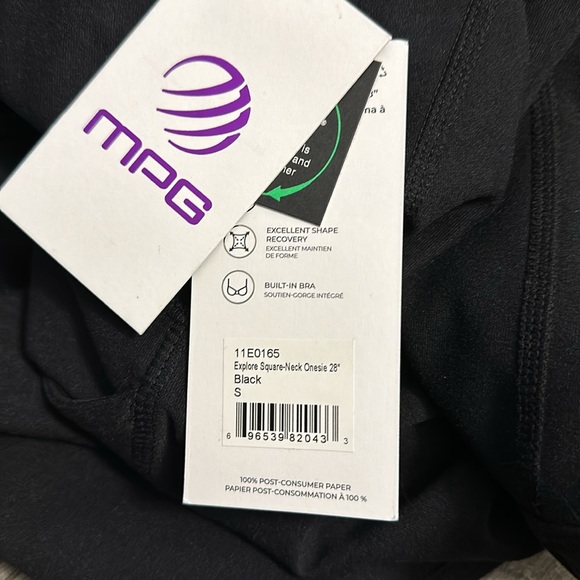 Explore Square-Neck Onesie - Picture 5 of 6